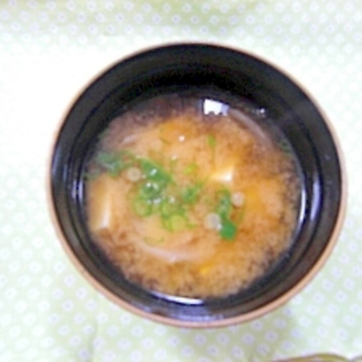 玉ねぎと豆腐の味噌汁 レシピ 作り方 By Hime Tarako 楽天レシピ 玉ねぎと豆腐の味噌汁 レシピ 作り方 By Hime Tarako 楽天レシピ